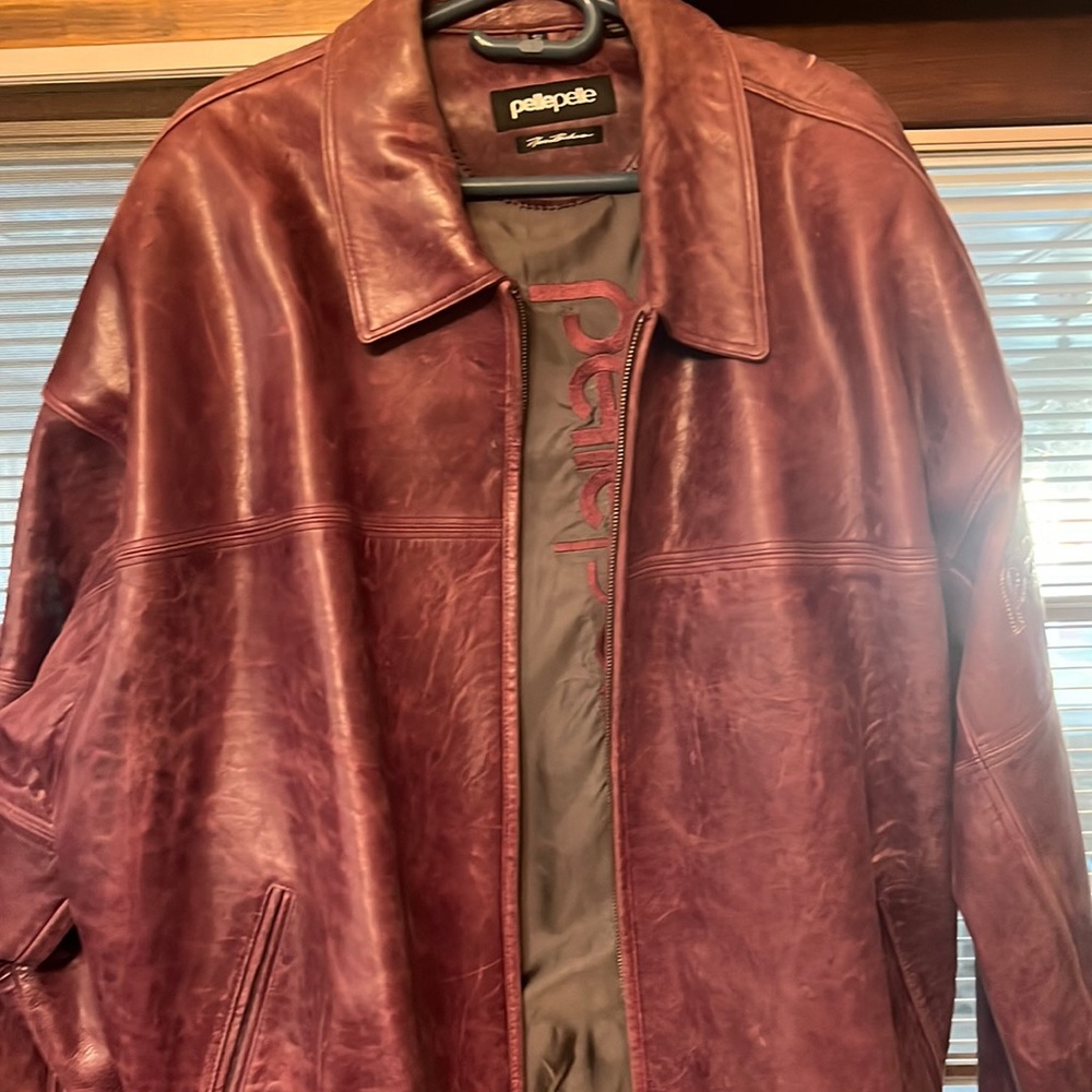Plum leather Pele Pele jacket used